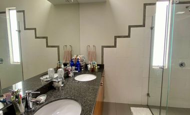 VENTA SURCO | CASA EN CONDOMINIO | 4 DORMITORIOS | 3.5 BAÑOS | 2 COCHERAS | TERRAZA Y JARDÍN