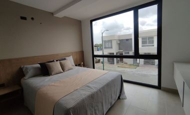 Venta de Casa en Urbanizacion en Portoviejo