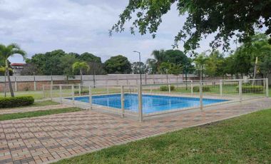 Venta de Casa en Urbanizacion en Portoviejo
