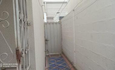 Venta de Casa en Urbanización Zona Norte de Manta