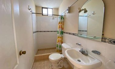 Venta de Casa en Urbanización Zona Norte de Manta