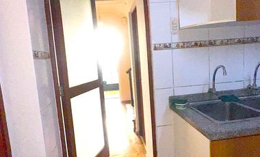 VENTA DE CASA DE 3 PISOS EN LIMA CERCADO POR  AV. DUEÑAS