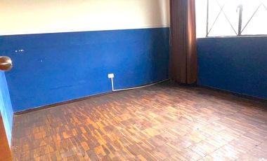 VENTA DE CASA DE 3 PISOS EN LIMA CERCADO POR  AV. DUEÑAS