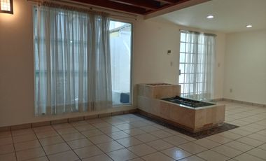 CASA EN VENTA EN METEPEC CERCA DE AVENIDA TOLLOCAN y TECNOLOGICO
