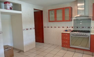 CASA EN VENTA EN METEPEC CERCA DE AVENIDA TOLLOCAN y TECNOLOGICO