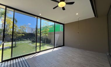 CASA EN RENTA EN LA CAMPIÑA DEL BOSQUE