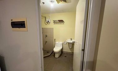 Semi-furnished 1-Bedroom, big cut unit at Tower 2 in Avida Taft Ave.