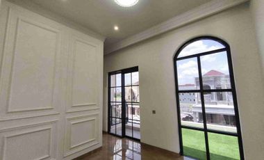 Rumah Mewah Depan Al Azhar World Schools Yogyakarta Ringroad Barat