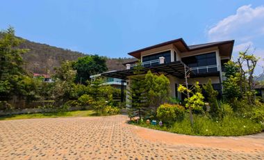 Luxury Mountain View Estate in Khao Yai, Phaya Yen | 300 sq.w. Private Villa with 3 Buildings, Pool & Fully Furnished, Near Mittraphap Road