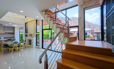 Luxury Mountain View Estate in Khao Yai, Phaya Yen | 300 sq.w. Private Villa with 3 Buildings, Pool & Fully Furnished, Near Mittraphap Road