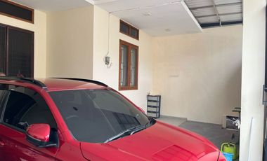Rumah cantik ramai penduduk siap huni di jalan Walang jakarta utara