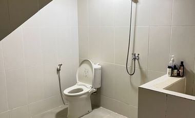 Rumah cantik ramai penduduk siap huni di jalan Walang jakarta utara