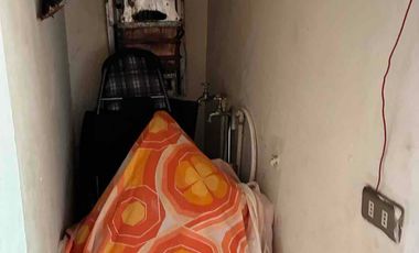 Vende Casa de 3 dormitorios, 1 baño, 1 estacionamiento en 129m2/92m2 construcción.