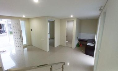 Disewakan Rumah 2 LANTAI CITRA GARDEN SIDOARJO