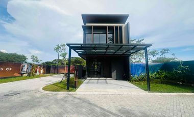DIJUAL RUMAH MEWAH MURAH DIMAKASSAR WATERFRONCITY TANJUNG BUNGA
