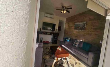 Amplia y cómoda villa en residencial vindeza