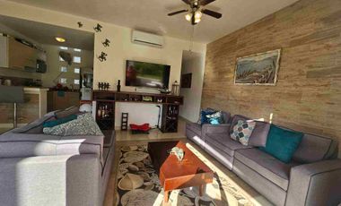 Amplia y cómoda villa en residencial vindeza