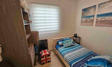 Amplia y cómoda villa en residencial vindeza