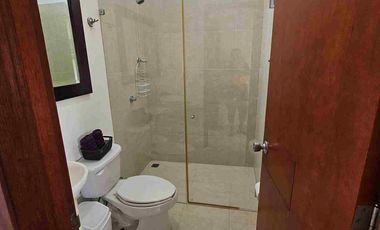 Amplia y cómoda villa en residencial vindeza