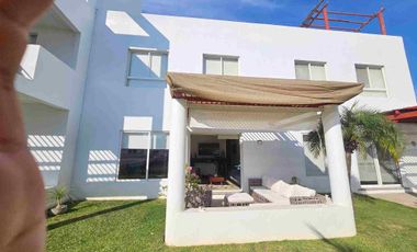 Amplia y cómoda villa en residencial vindeza