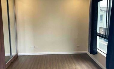 Woodsville Residences 3BR Townhouse for Rent