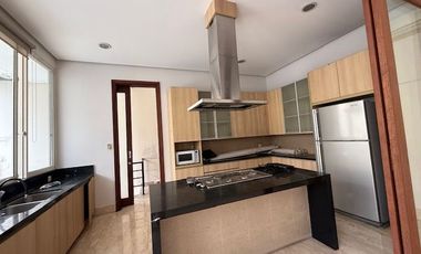 5 Bedroom Modern House in Pondok Indah, quiet area