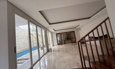 5 Bedroom Modern House in Pondok Indah, quiet area