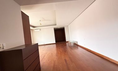 5 Bedroom Modern House in Pondok Indah, quiet area