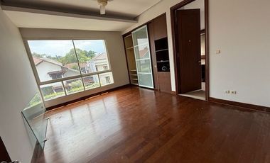 5 Bedroom Modern House in Pondok Indah, quiet area