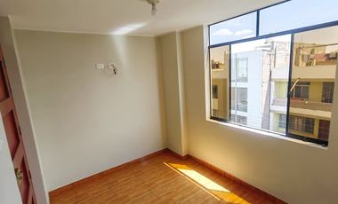 Departamento en Alquiler 111 m² 4to piso– Las Mercedes, Centro de Ica