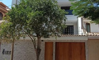 Departamento en Alquiler 111 m² 4to piso– Las Mercedes, Centro de Ica