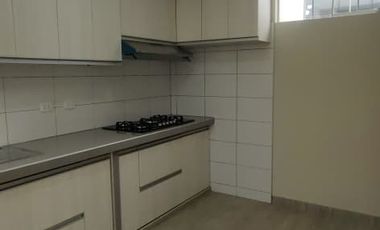 Departamento en Alquiler 111 m² 4to piso– Las Mercedes, Centro de Ica
