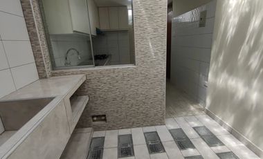 Departamento en Alquiler 111 m² 4to piso– Las Mercedes, Centro de Ica