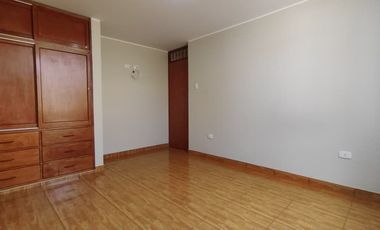 Departamento en Alquiler 111 m² 4to piso– Las Mercedes, Centro de Ica