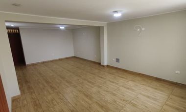 Departamento en Alquiler 111 m² 4to piso– Las Mercedes, Centro de Ica