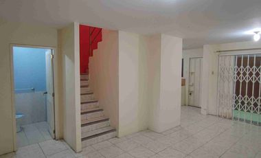 Casa en venta, Mucho Lote 1