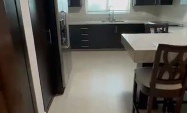 DEPARTAMENTO EN RENTA (Penthouse) Valle Oriente