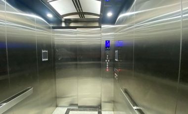 Venta de Edificio en Via Manta Montecristi