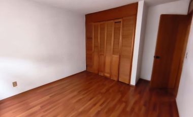 RENTA LINDA CASA EN STA CRUZ DEL MONTE !!!