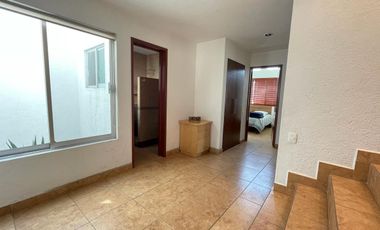 CASA EN RENTA AMUEBLADA EN MILENIO III DENTRO DE CONDOMINIO