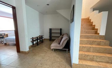 CASA EN RENTA AMUEBLADA EN MILENIO III DENTRO DE CONDOMINIO