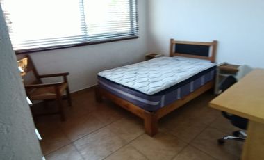 CASA EN RENTA AMUEBLADA EN MILENIO III DENTRO DE CONDOMINIO