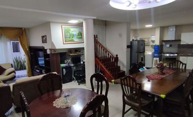 Venta de Casa Comercial en Manta