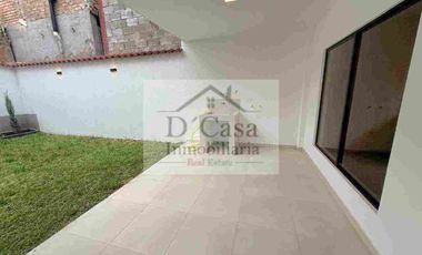 CASA DE VENTA EN CUENCA EN MEDIO EJIDO CON ÁREA VERDE