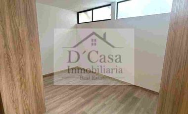 CASA DE VENTA EN CUENCA EN MEDIO EJIDO CON ÁREA VERDE
