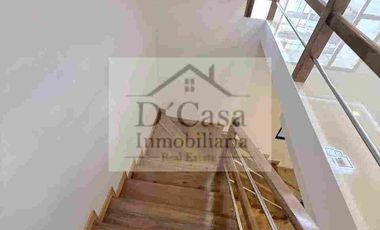 CASA DE VENTA EN CUENCA EN MEDIO EJIDO CON ÁREA VERDE