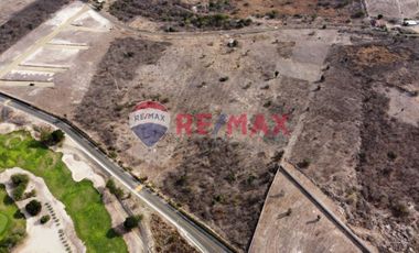 Venta de Terreno en Montecristi Zona Golf Club