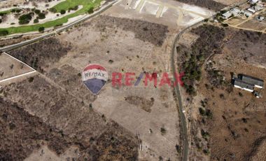Venta de Terreno en Montecristi Zona Golf Club