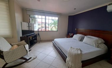 Venta de Casa en Zona Sur de Manta