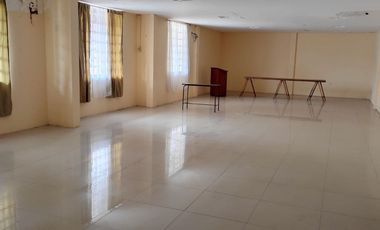 Venta de Edificio Comercial en Portoviejo